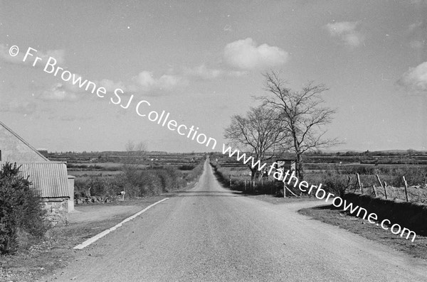 DUBLIN CORK ROAD EMPTY IN WARTIME